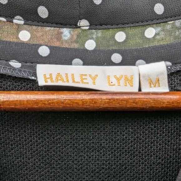 Hailey Lyn dress with ties at collar - Picture 7 of 7